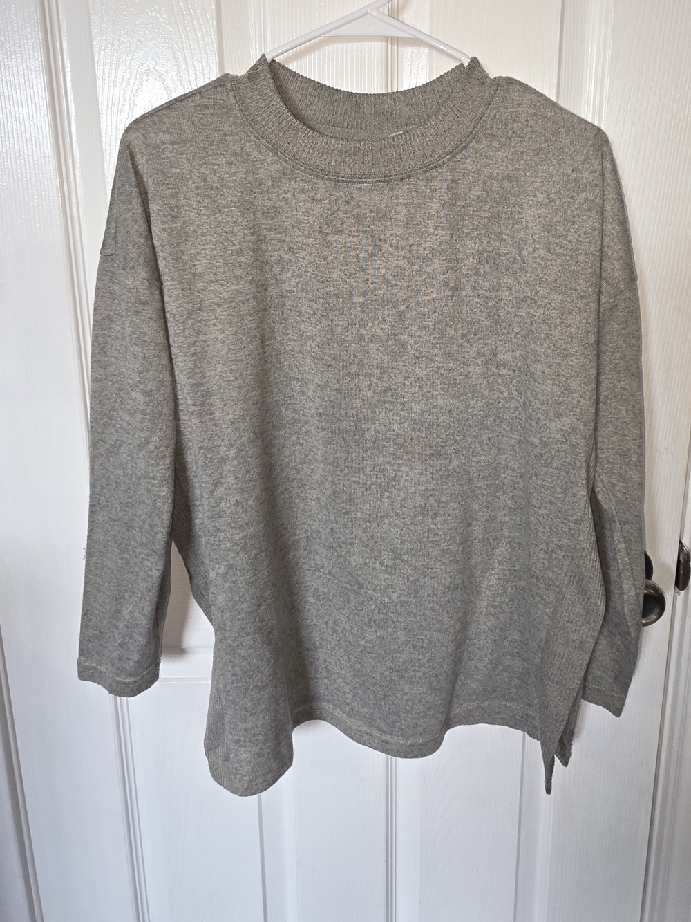 just be Women's Light Heather Gray Crewneck Sweater